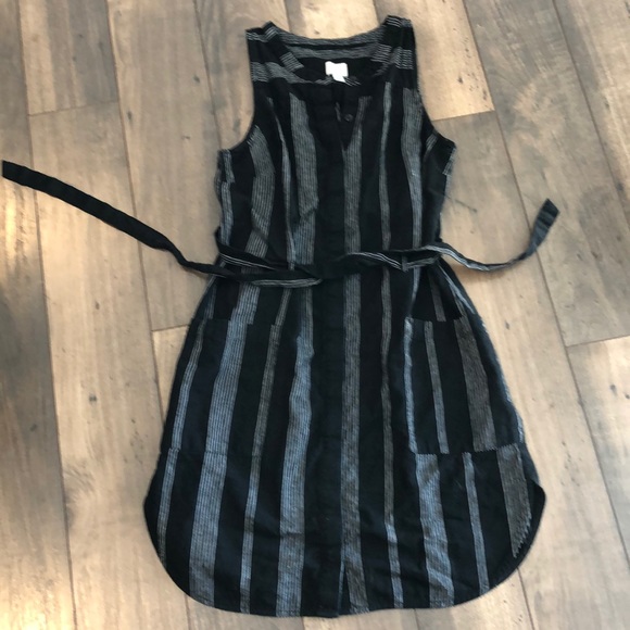 a new day Dresses & Skirts - A new day xs stripe sun dress tie waist pockets